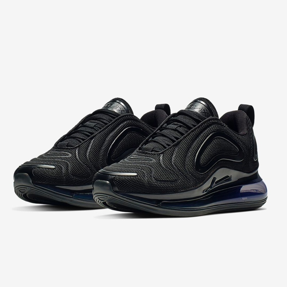Nike Air Max 720 Size 7 Triple Black